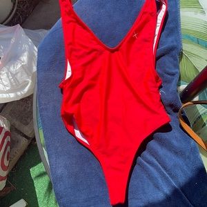 One piece sexy size small ! RED 🔥🥵